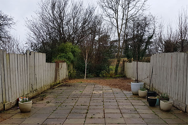 Garden laid to patio